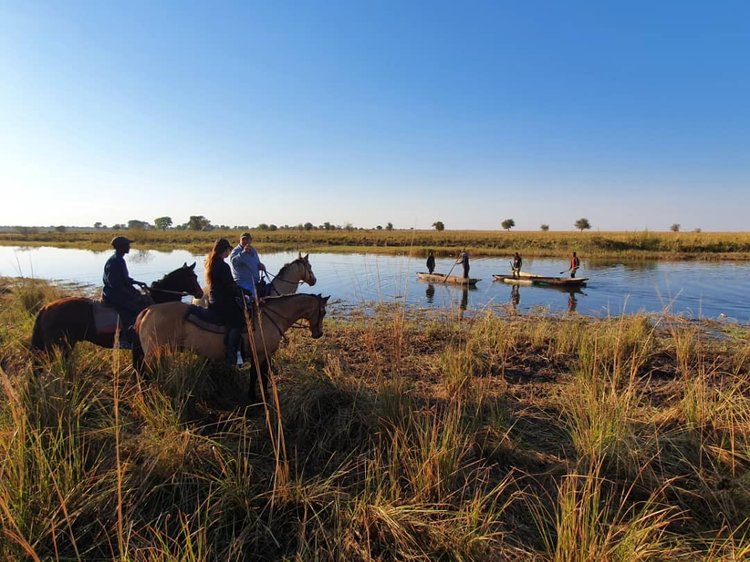 Horse riding in Simalaha